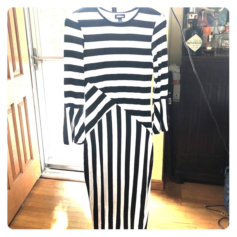 Project runway black and white stripped dress